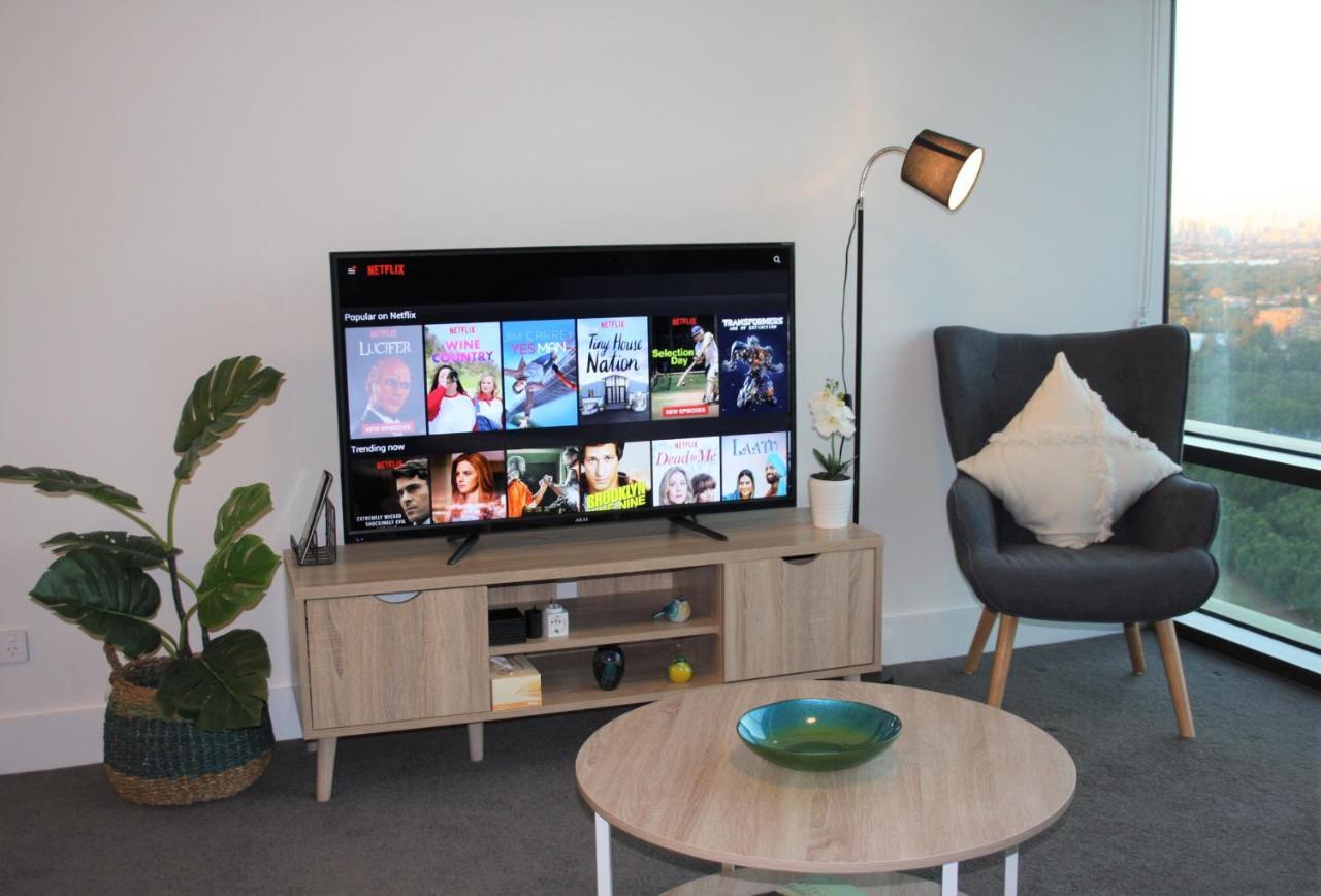 Stunning Views Sydney Olympic Park Apartment Exterior photo